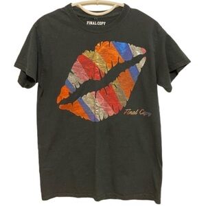 Rainbow Lips Final Copy Size Small Black Crew Neck Tee